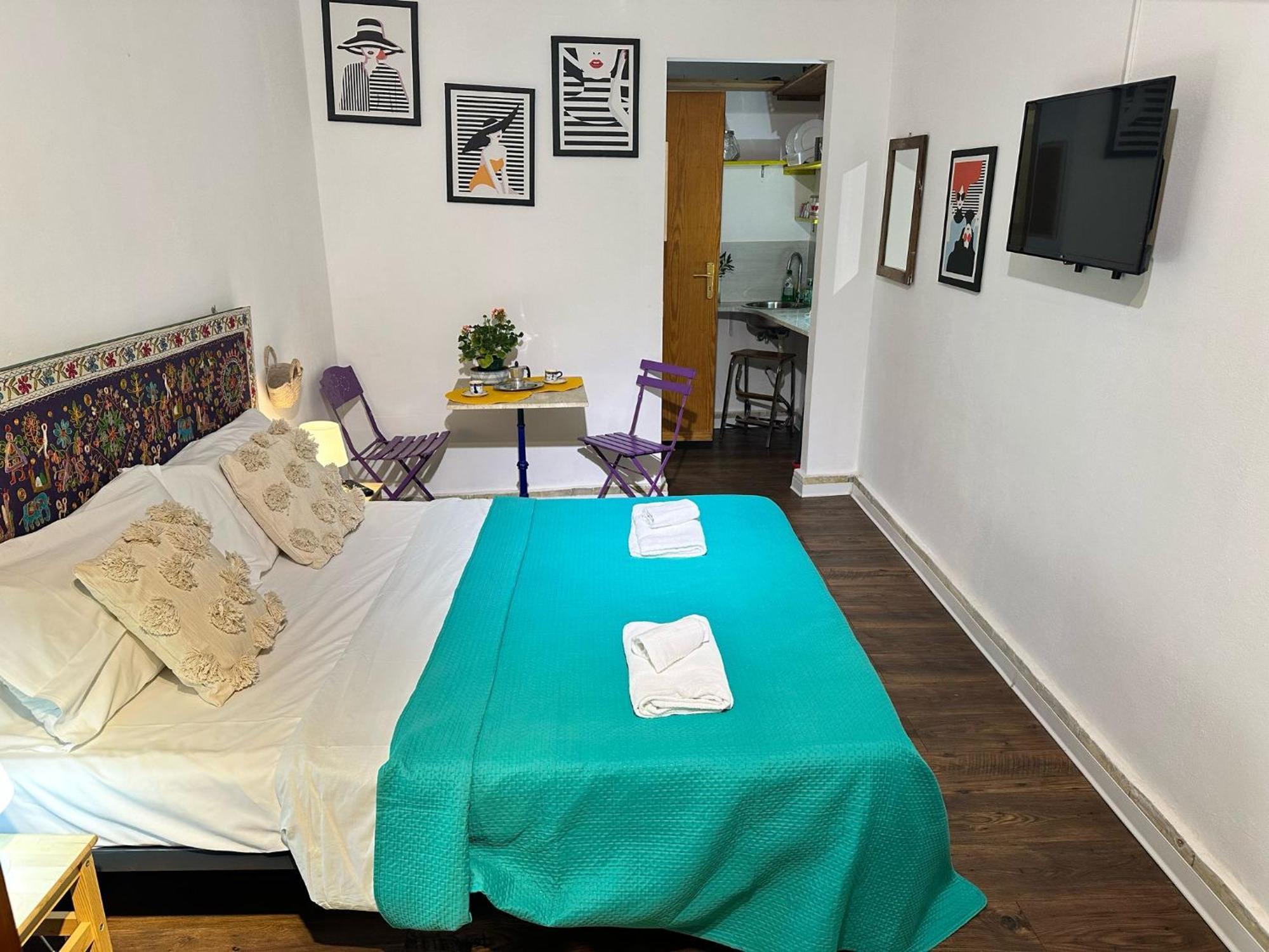 Via Zara Hostel ปาแลร์โม ภายนอก รูปภาพ