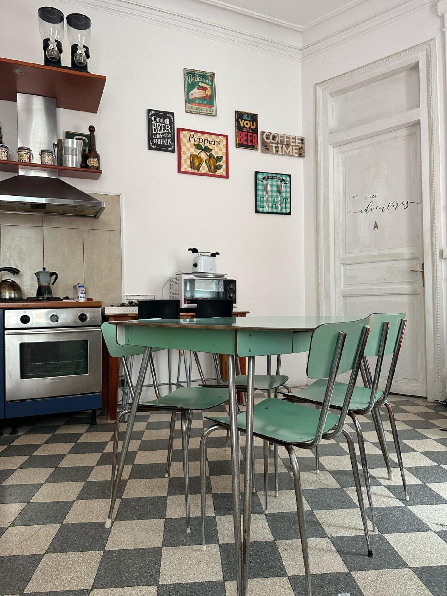Via Zara Hostel ปาแลร์โม ภายนอก รูปภาพ