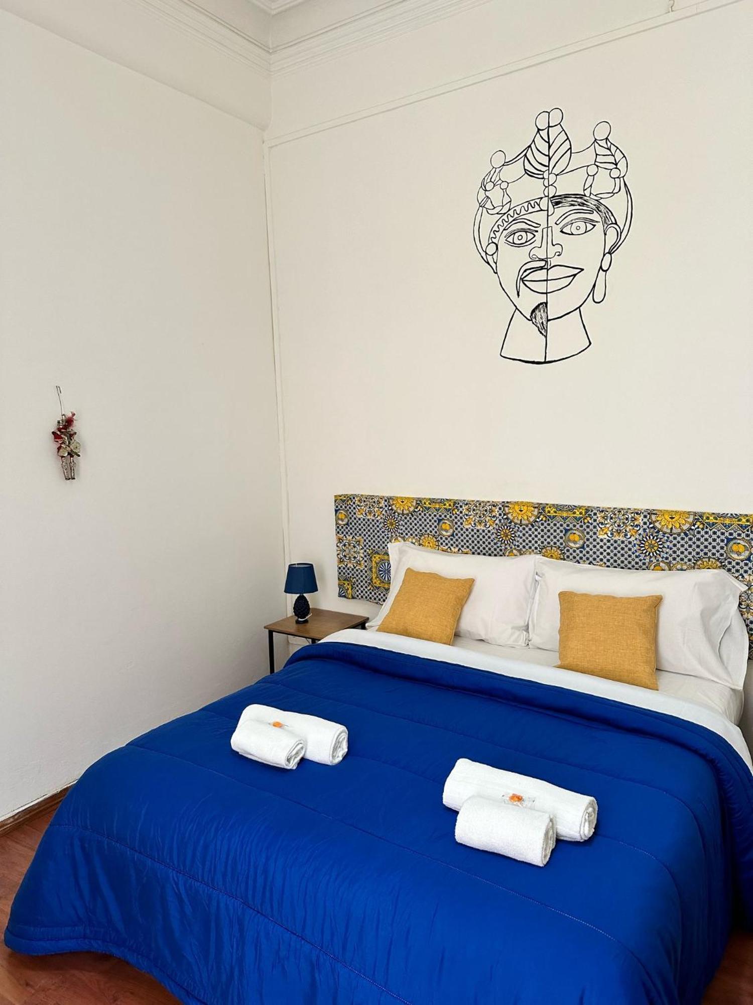 Via Zara Hostel ปาแลร์โม ภายนอก รูปภาพ